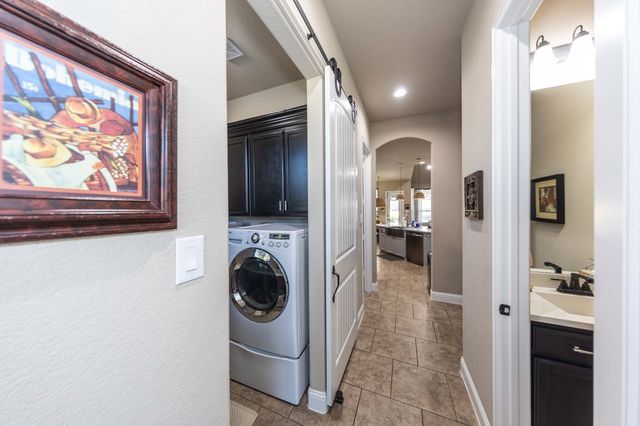4500 Periwinkle Drive, Mansfield, TX 76063