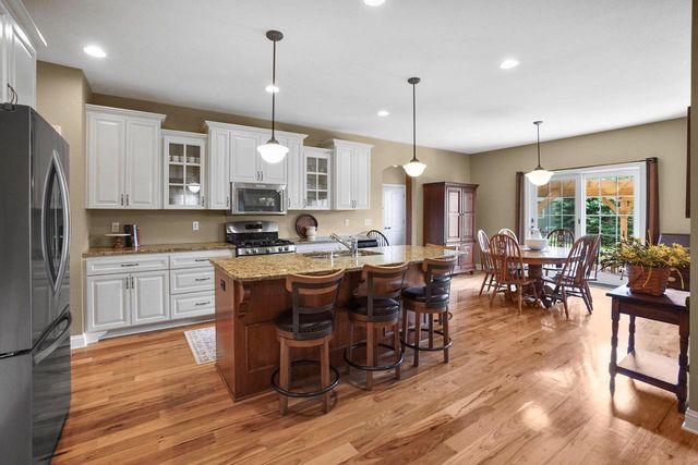 N75W24615 Overland ROAD, Sussex, WI 53089