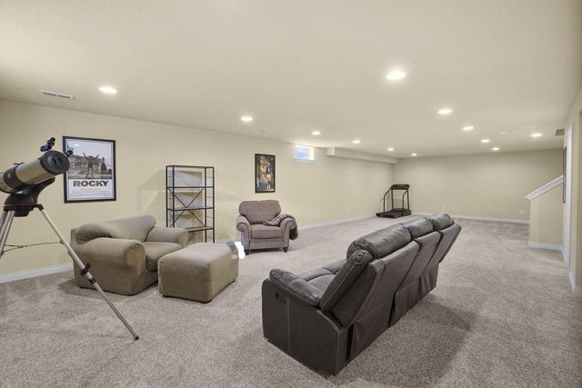 N75W24615 Overland ROAD, Sussex, WI 53089