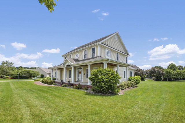 N75W24615 Overland ROAD, Sussex, WI 53089