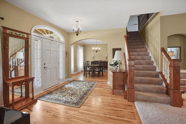 N75W24615 Overland ROAD, Sussex, WI 53089