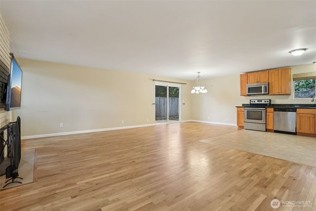 12224 SE 60th Place, Bellevue, WA 98006