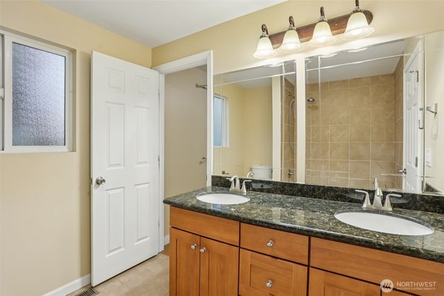 12224 SE 60th Place, Bellevue, WA 98006