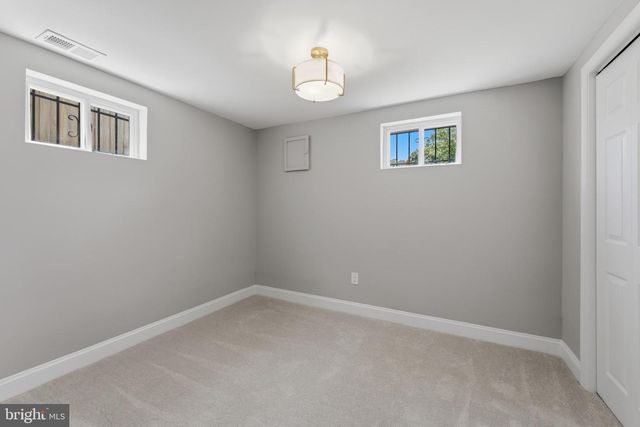 1213 QUO AVE, Capitol Heights, MD 20743