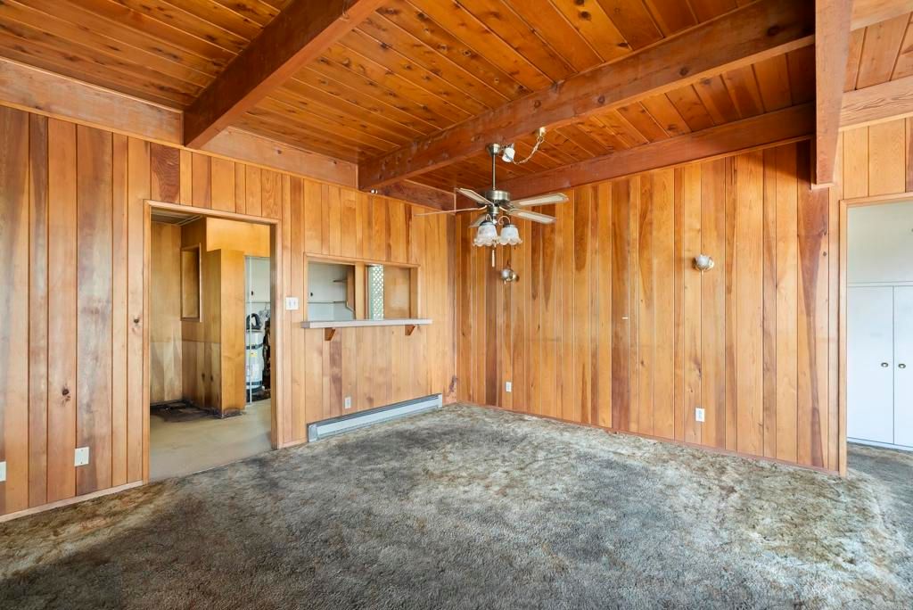 Image 15 of property listing at 10850 2nd Street, Santee, CA 92071