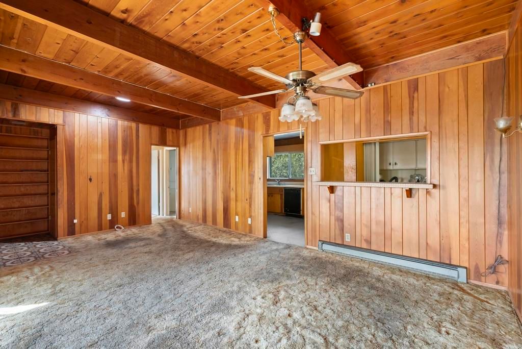 Image 16 of property listing at 10850 2nd Street, Santee, CA 92071