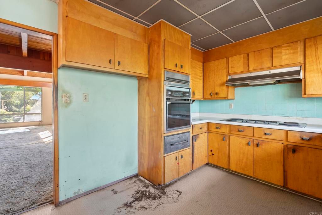 Image 23 of property listing at 10850 2nd Street, Santee, CA 92071