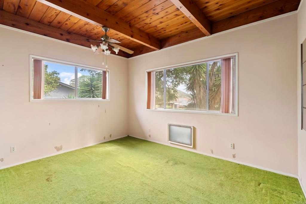 Image 32 of property listing at 10850 2nd Street, Santee, CA 92071