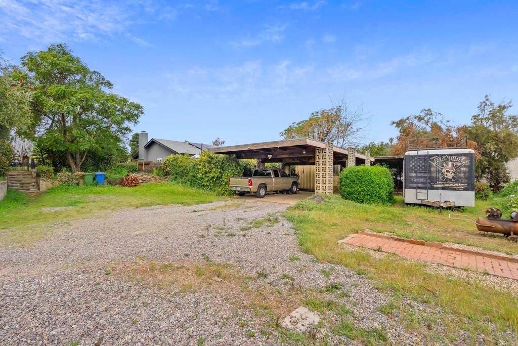 Image 46 of property listing at 10850 2nd Street, Santee, CA 92071