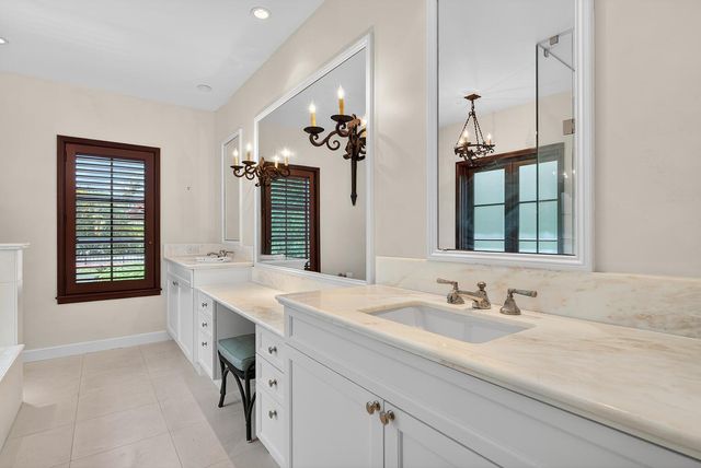 424 Brazilian Avenue, Palm Beach, FL 33480