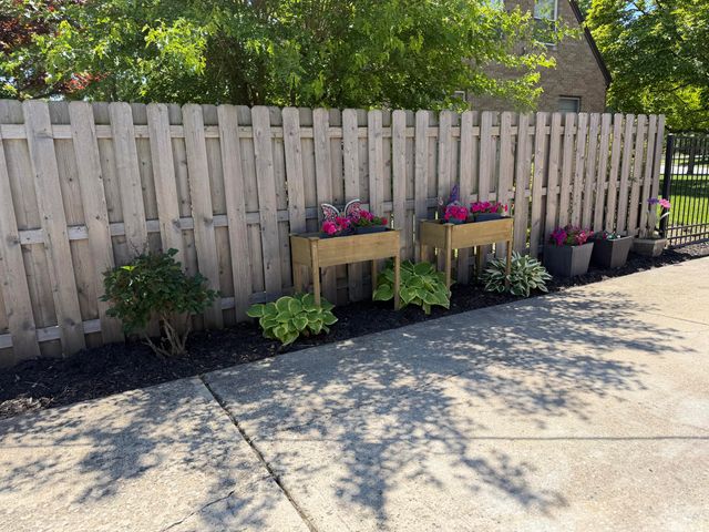8039 Forest Avenue, Munster, IN 46321