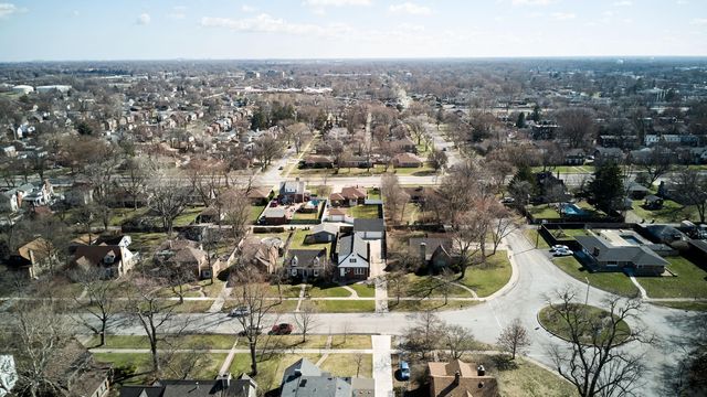 8039 Forest Avenue, Munster, IN 46321