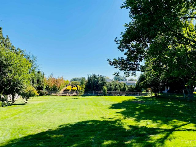 114 Meyer Ave, Nampa, ID 83686