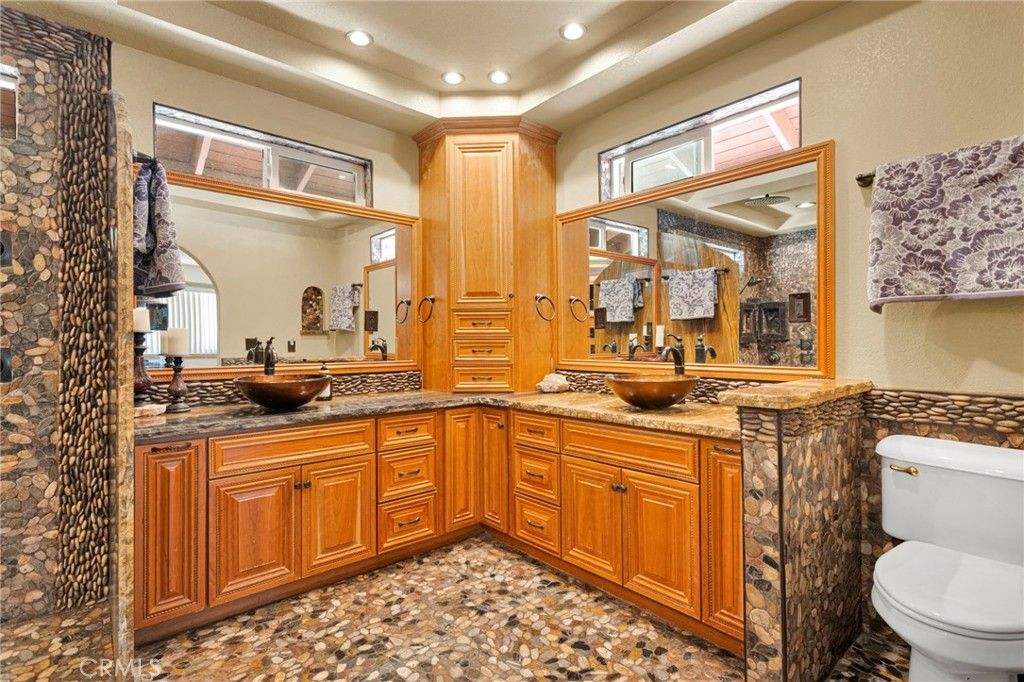 Image 34 of property listing at 13863 Pamlico, Apple Valley, CA 92307