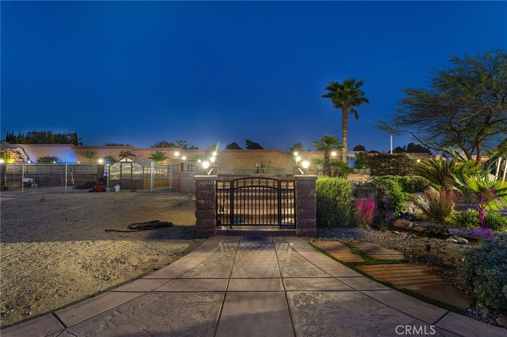 Image 64 of property listing at 13863 Pamlico, Apple Valley, CA 92307