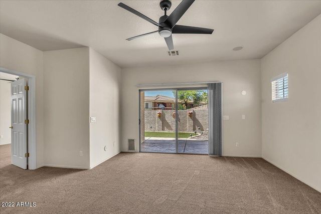 902 E MADELINE Drive, Chandler, AZ 85225