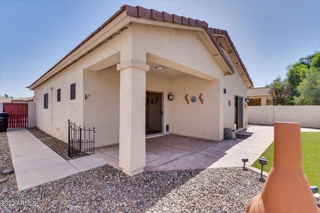 902 E MADELINE Drive, Chandler, AZ 85225