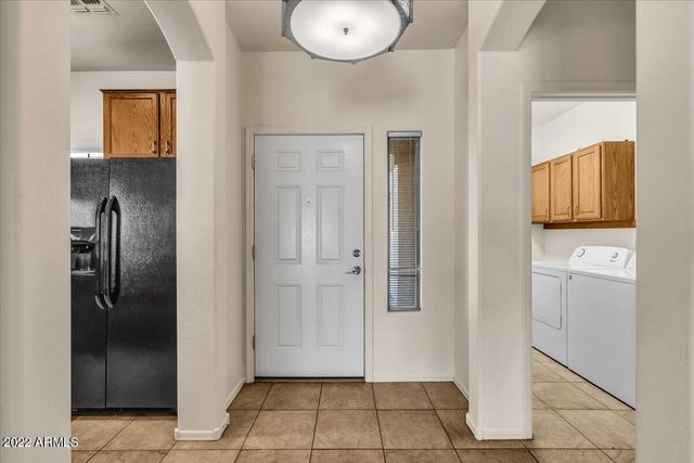 902 E MADELINE Drive, Chandler, AZ 85225