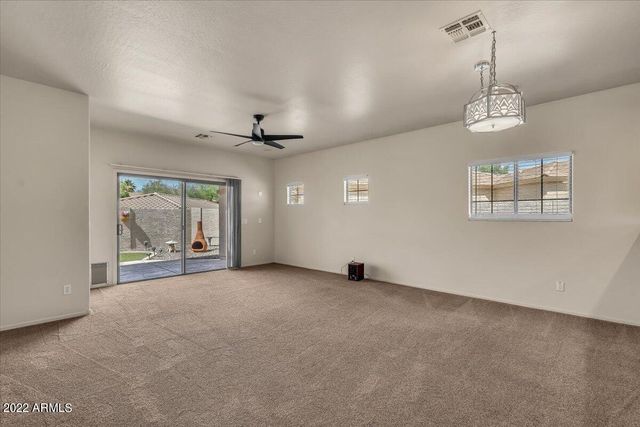 902 E MADELINE Drive, Chandler, AZ 85225