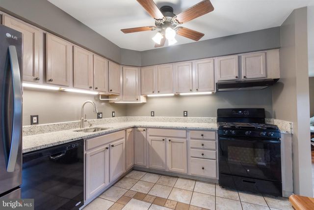 4 FAIRBRIDGE CT, Owings Mills, MD 21117