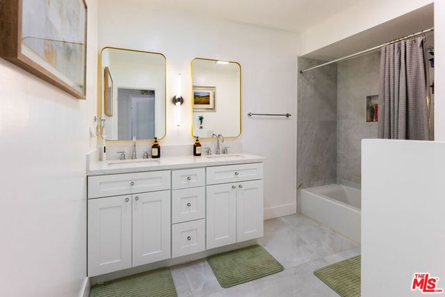 1722 W 107th Street, Los Angeles, CA 90047