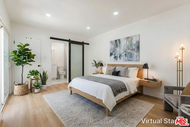 1722 W 107th Street, Los Angeles, CA 90047