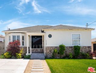 1722 W 107th Street, Los Angeles, CA 90047
