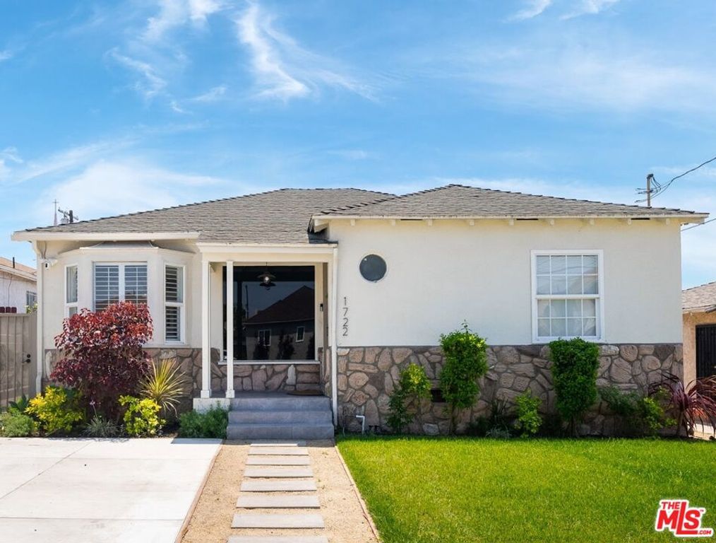 1722 W 107th Street, Los Angeles, CA 90047