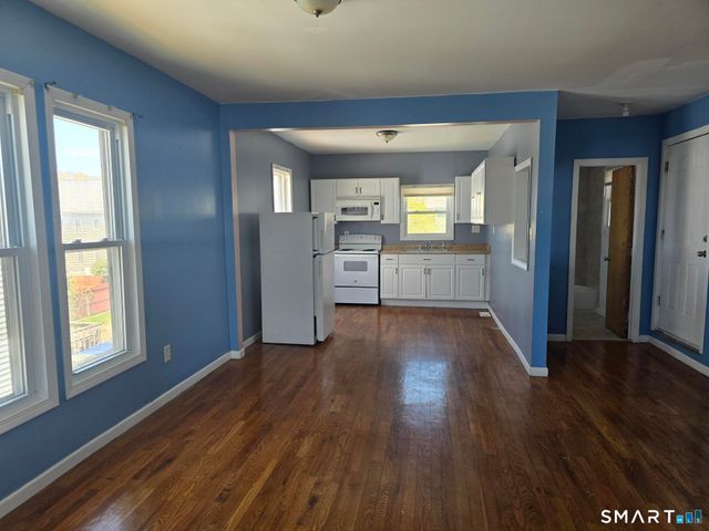 141 Hicks Street, Bridgeport, CT 06608