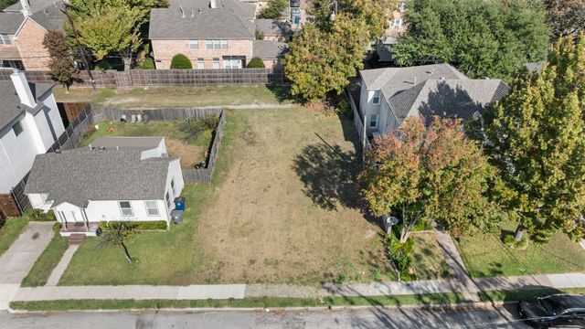 5851 La Vista Court, Dallas, TX 75206