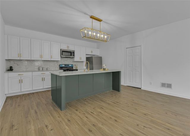 193 Virginia Ave, Rochester, PA 15074