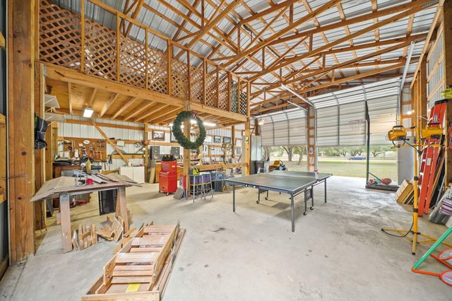 414 Brazos Hill Lane, Sealy, TX 77474