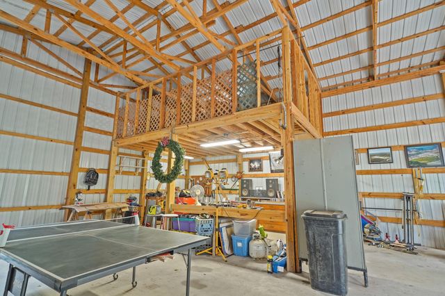 414 Brazos Hill Lane, Sealy, TX 77474