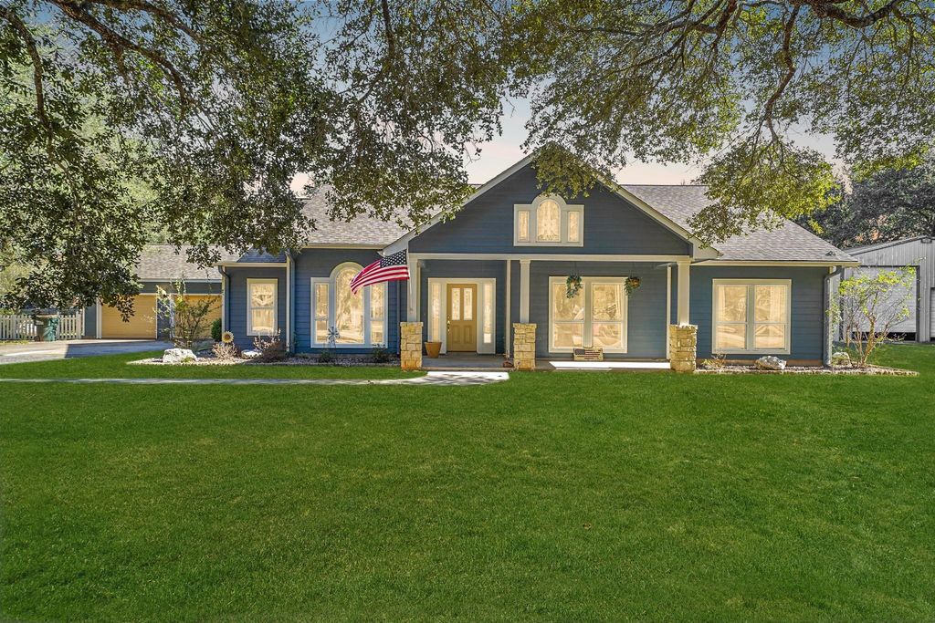 414 Brazos Hill Lane, Sealy, TX 77474