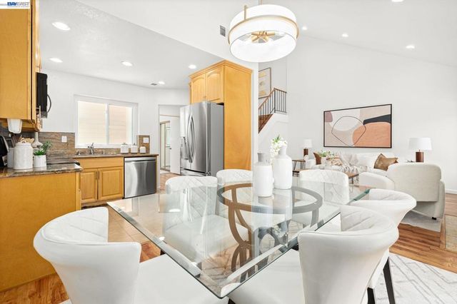 5439 Sunstar Commons, Fremont, CA 94555