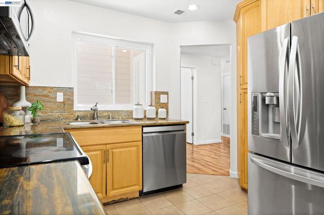 5439 Sunstar Commons, Fremont, CA 94555