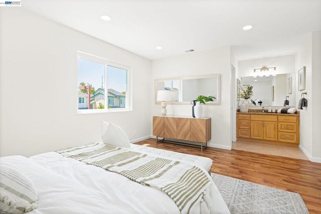 5439 Sunstar Commons, Fremont, CA 94555