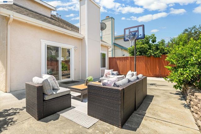5439 Sunstar Commons, Fremont, CA 94555