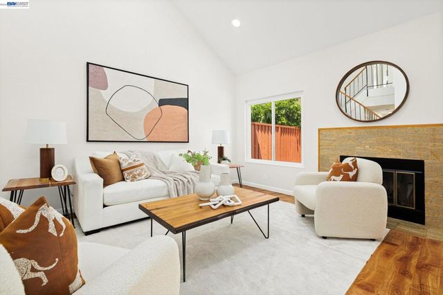 5439 Sunstar Commons, Fremont, CA 94555