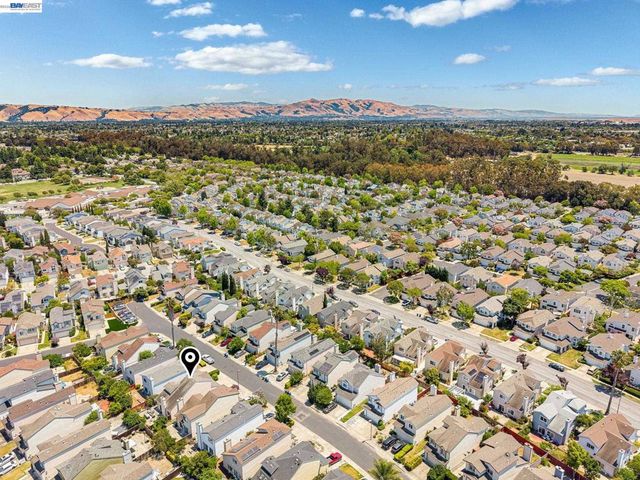 5439 Sunstar Commons, Fremont, CA 94555