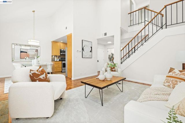 5439 Sunstar Commons, Fremont, CA 94555