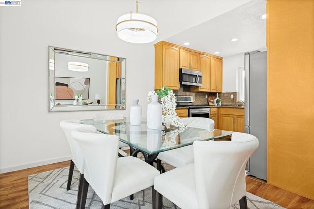 5439 Sunstar Commons, Fremont, CA 94555