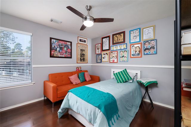 143 S Vesper Bend Circle, Spring, TX 77382