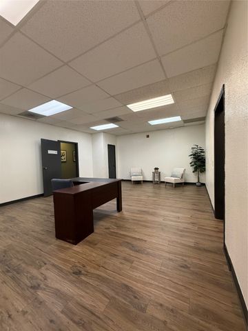 1000 S Main Street 180, Grapevine, TX 76051