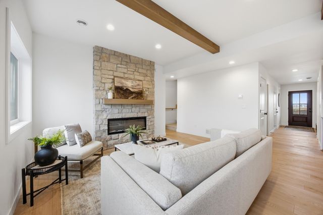 1508 5th Avenue NE, Dilworth, MN 56529