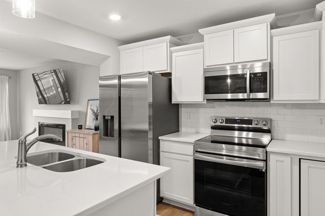 5706 NE Dawson Lane, Ankeny, IA 50021