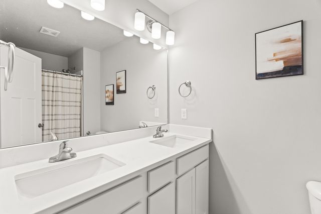 5706 NE Dawson Lane, Ankeny, IA 50021