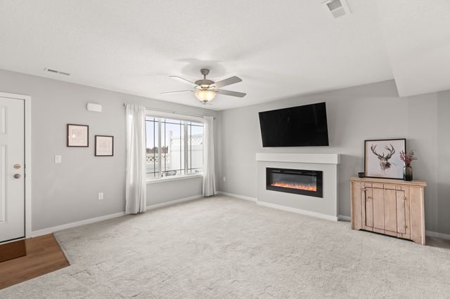 5706 NE Dawson Lane, Ankeny, IA 50021