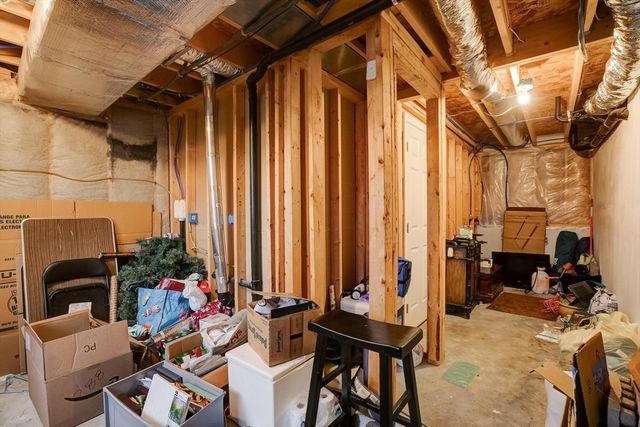 22 Bittersweet Blvd, Worcester, MA 01607