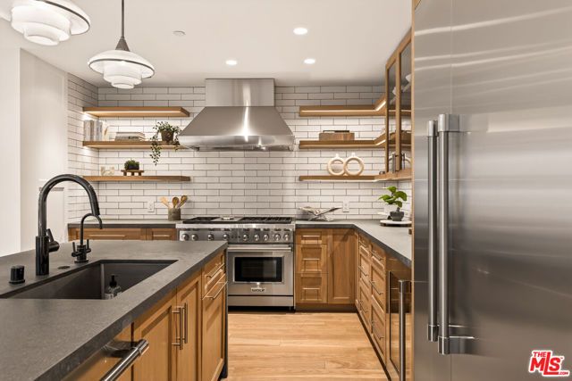564 Rialto Avenue, Venice (los Angeles), CA 90291